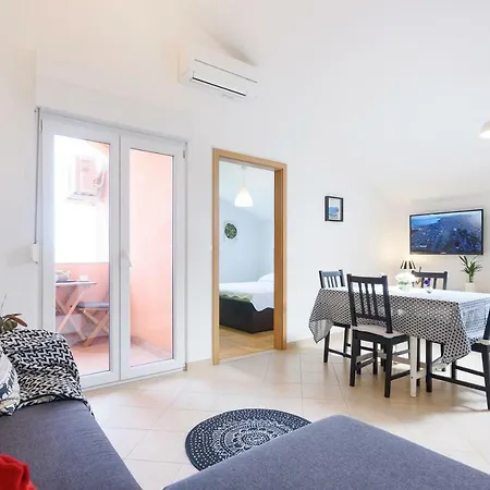 Sunset View 자다르