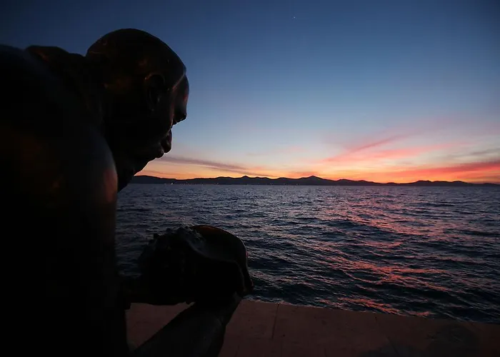 Sunset View * زادار